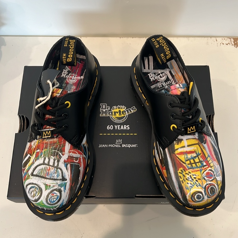 NIB EXTREMELY RARE AUTHENTIC DR MARTENS BASQUIAT 1461 UK3/ US5